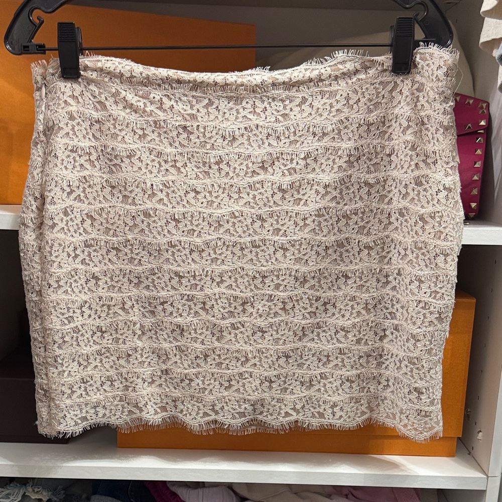 Haute Hippie Cream Lace Pencil Skirt